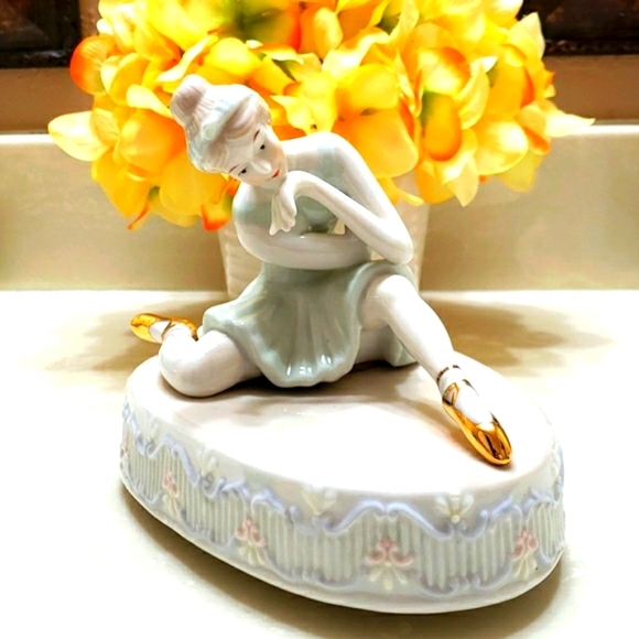 Collectible Porcelain Light Green, Gold, Ballerina, Music Box - Picture 2 of 11